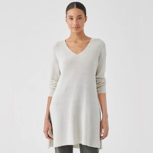 Eileen Fisher size xl Peruvian organic cotton crepe v neck long top